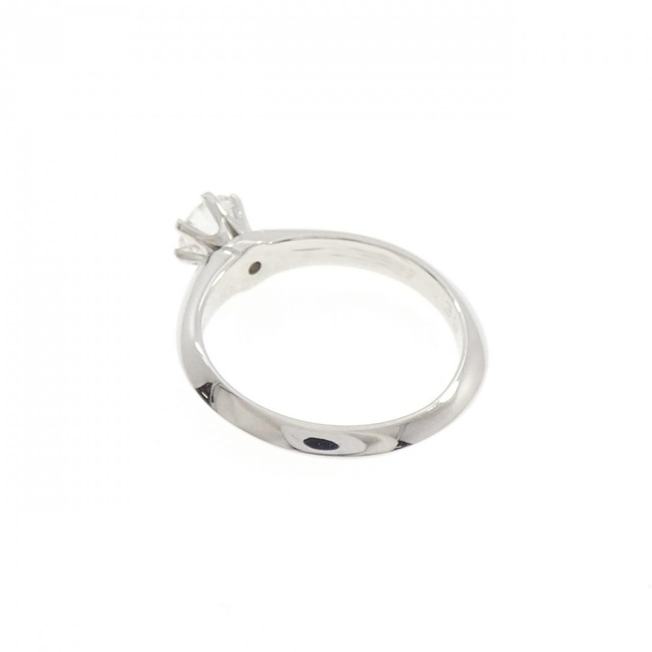 Tiffany & Co Classic Solitaire Ring — view 3