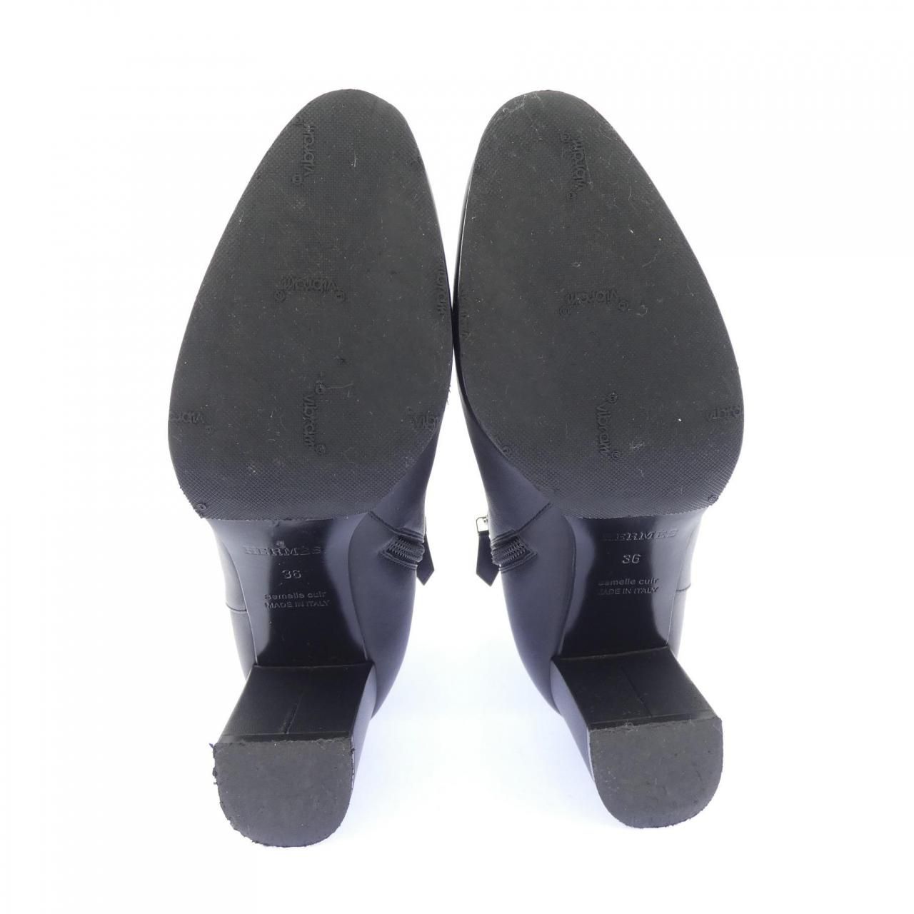 Hermes Saint Germain Kelly Buckle Boots — view 4