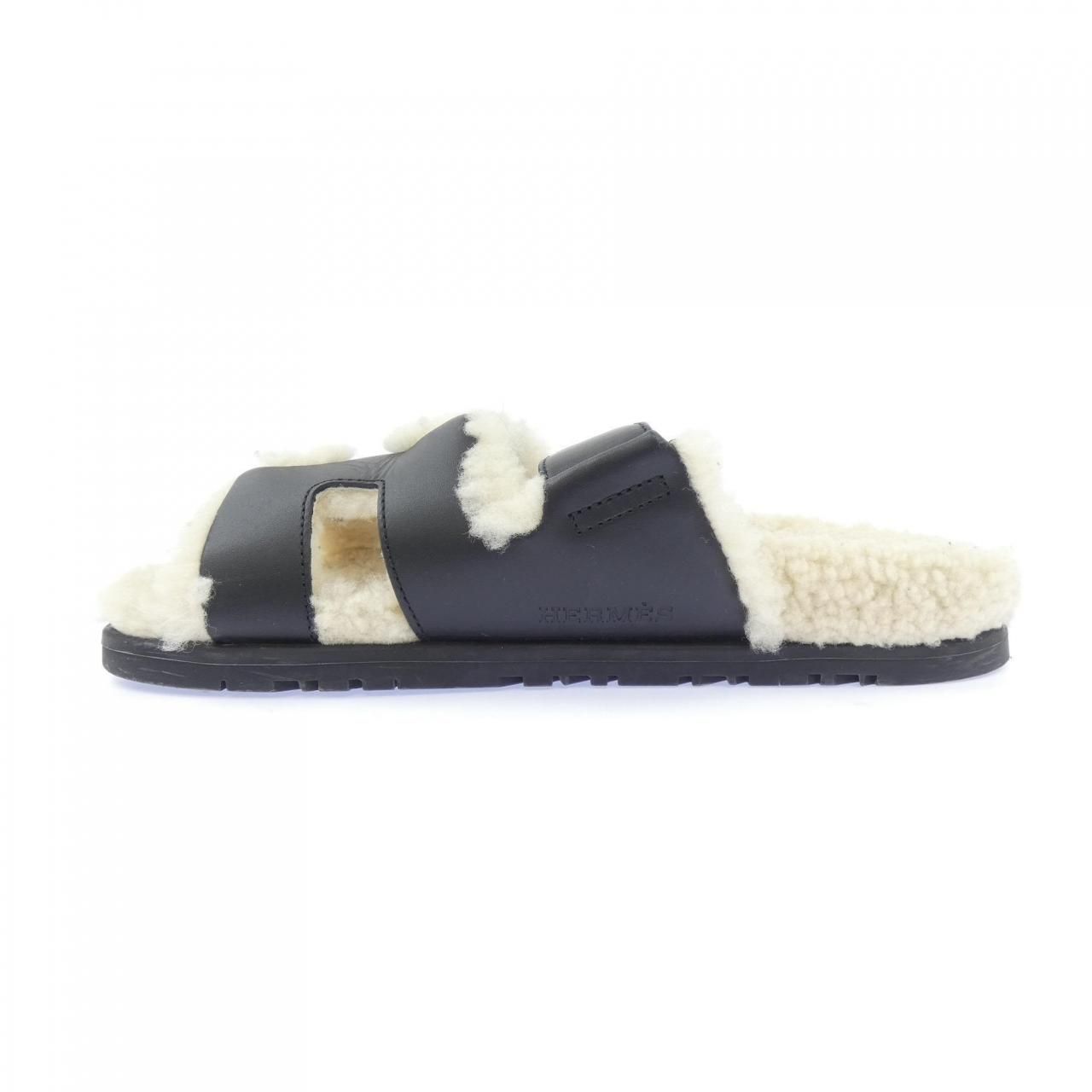 Hermes Chypre Sandals Black — view 2