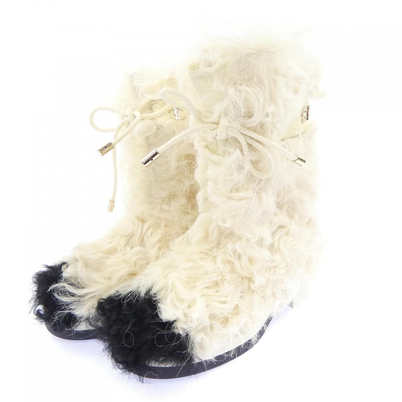 Chanel Boots Beige — view 3