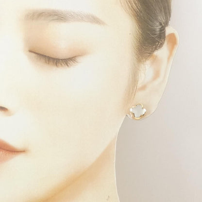 Van Cleef & Arpels Pure Alhambra Earrings — view 4