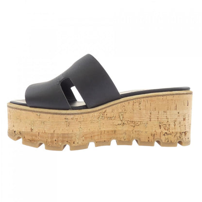 Hermes Eze Cut Detail Sandals — view 2