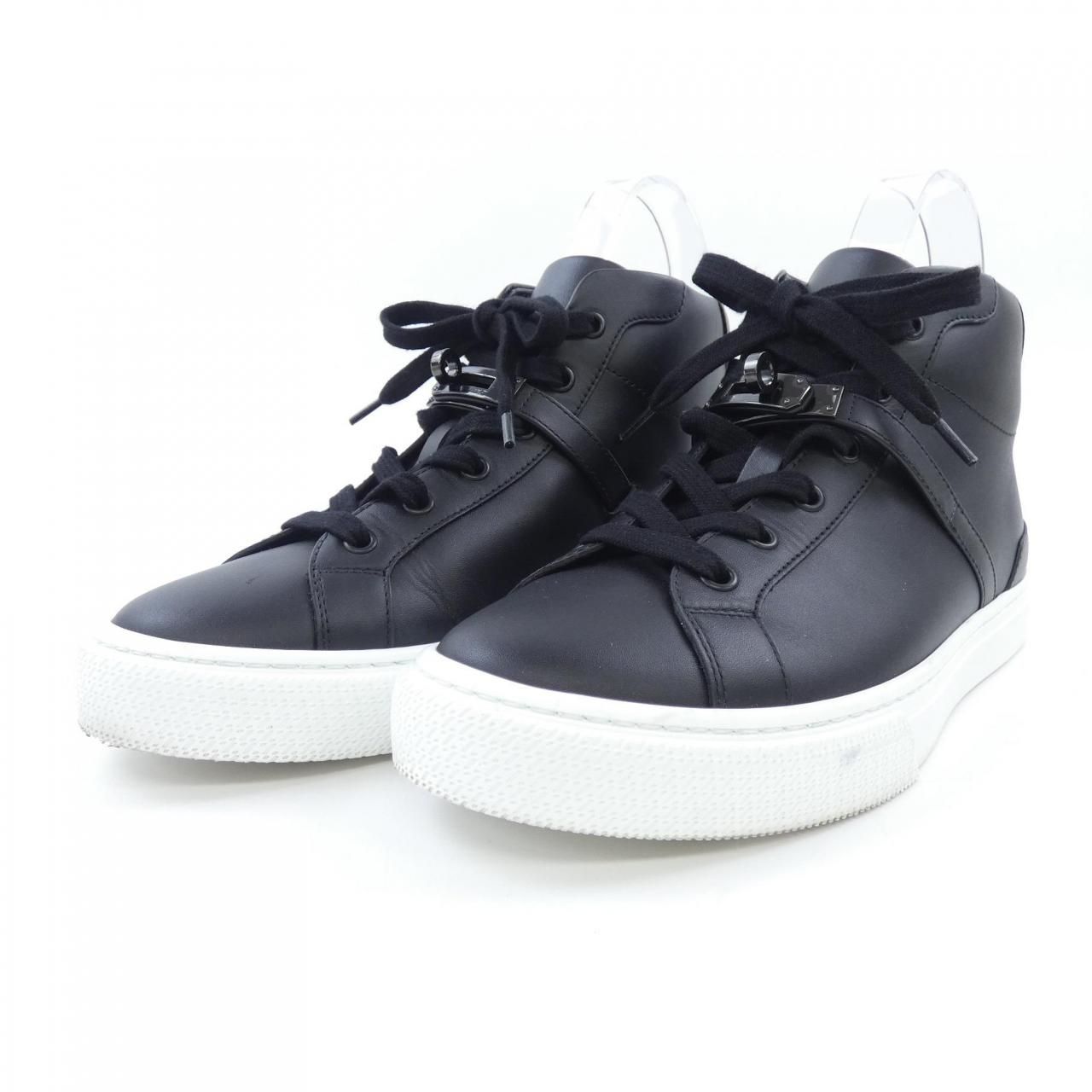 Hermes Daydream Kelly Buckle Sneakers — view 3