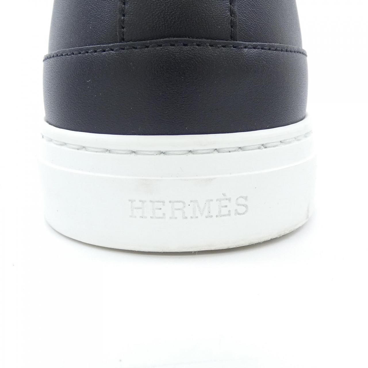 Hermes Daydream Kelly Buckle Sneakers — view 6