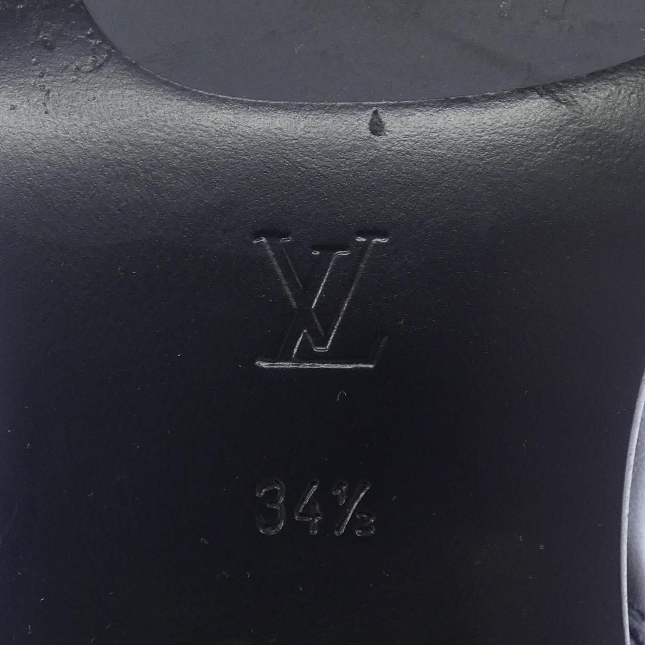 Louis Vuitton LV Circle Buckle West Side Line Boots — view 6