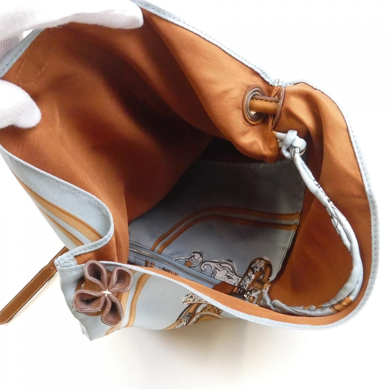 Hermes Brid Gala Silky City PM Shoulder Bag — view 9