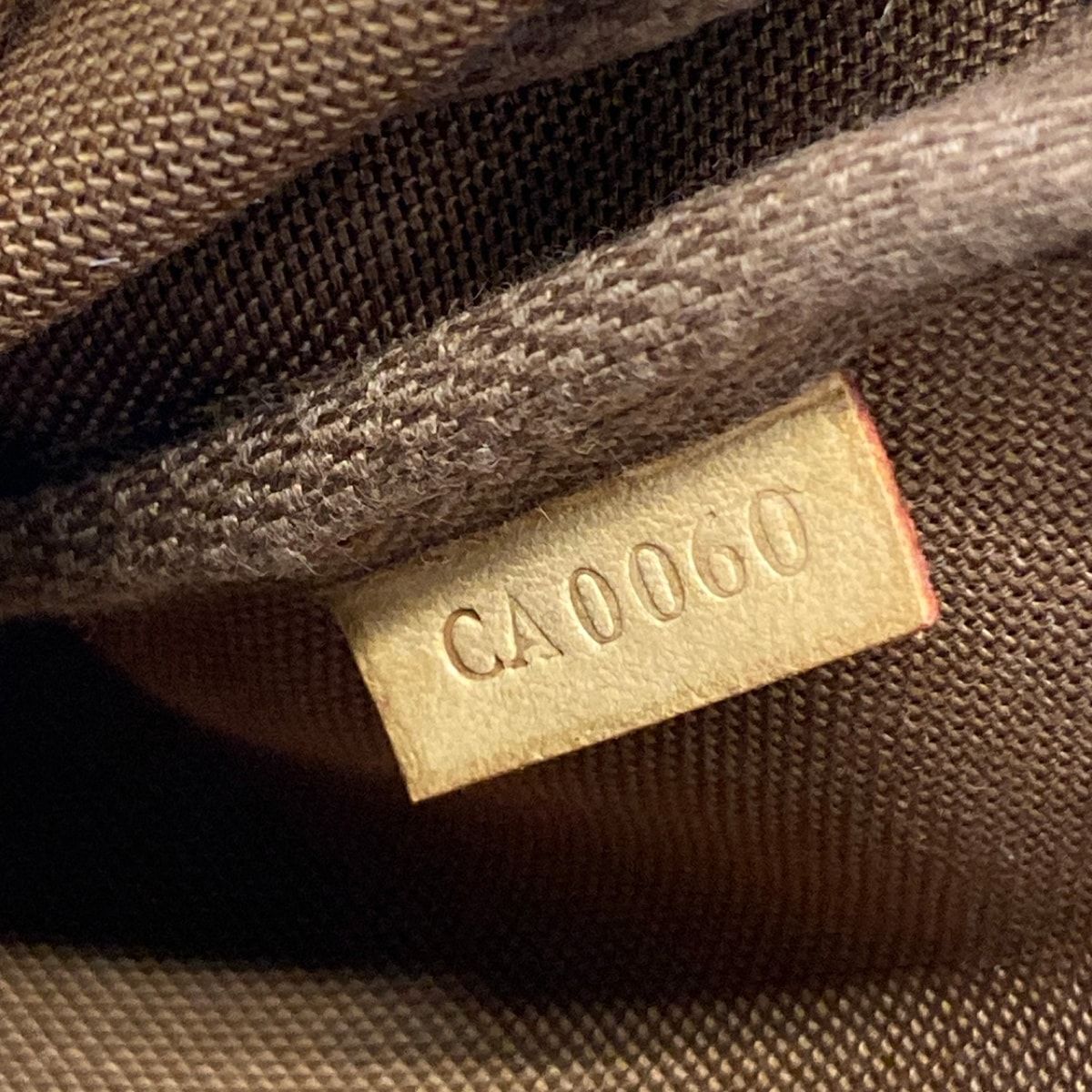 Louis Vuitton Handbag Monogram Pochette — view 9