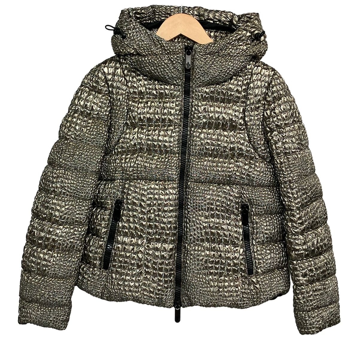 Moncler Down Jacket 1 S Berteuil Gold Long Sleeve Zip Up Autumn Winter