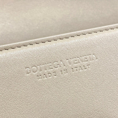 Bottega Veneta Shoulder Bag Desiree Khaki Leather — view 9