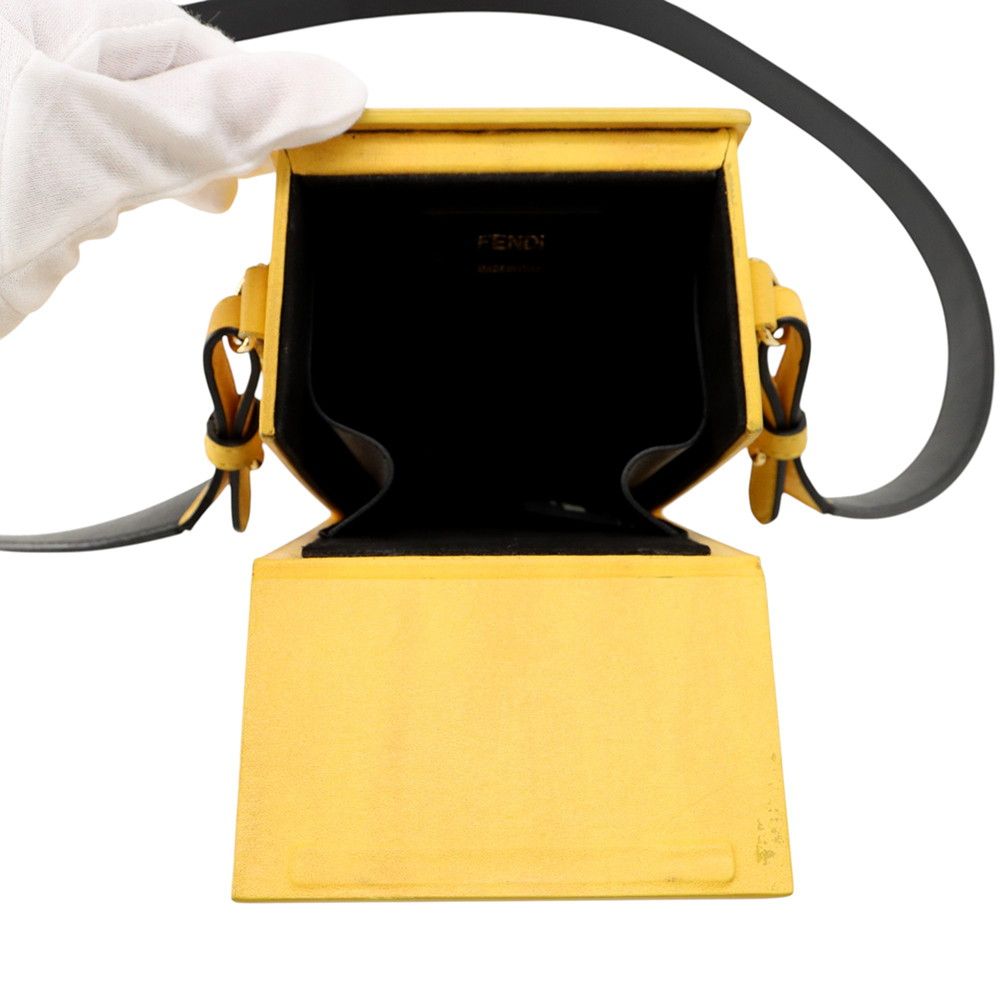 Fendi Shoulder Bag Vertical — view 5