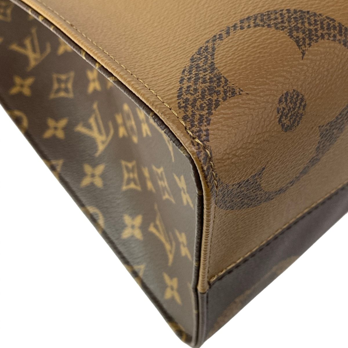Louis Vuitton Tote Monogram Reverse On The Go MM — view 8