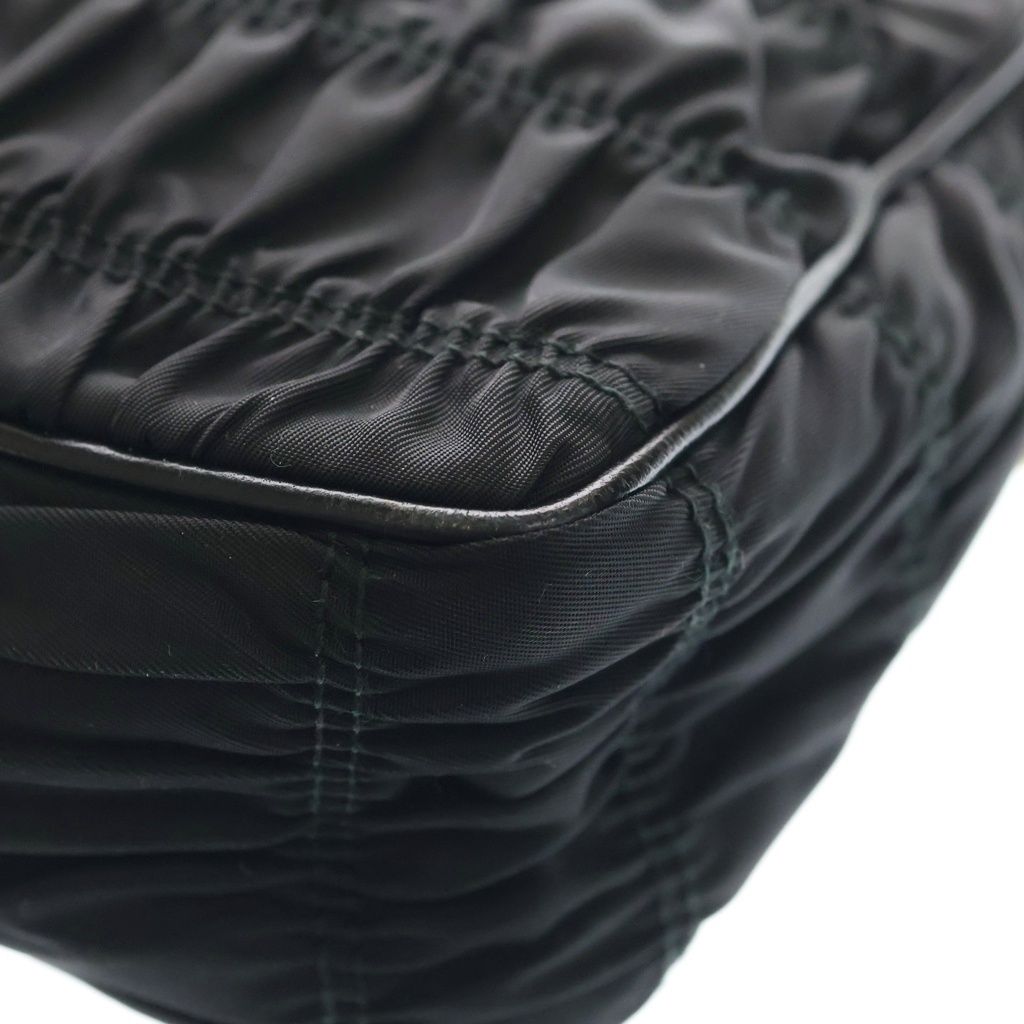 Prada Chain Shoulder Bag Gaufle Black — view 7