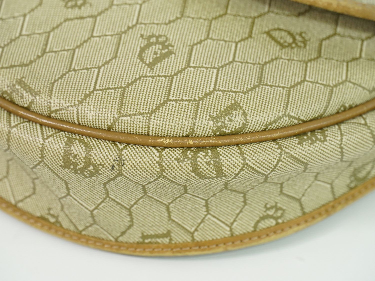 Dior Honeycomb Pattern Shoulder Bag Pochette Beige — view 7