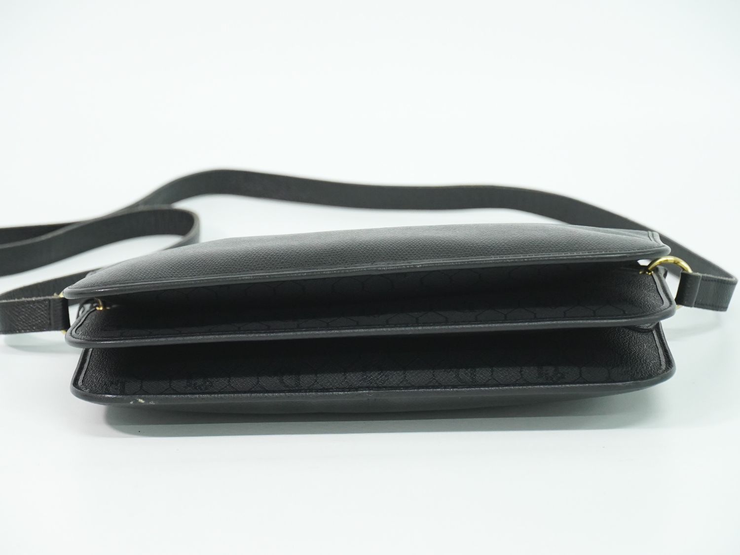 Dior Leather Shoulder Bag Pochette Black — view 3