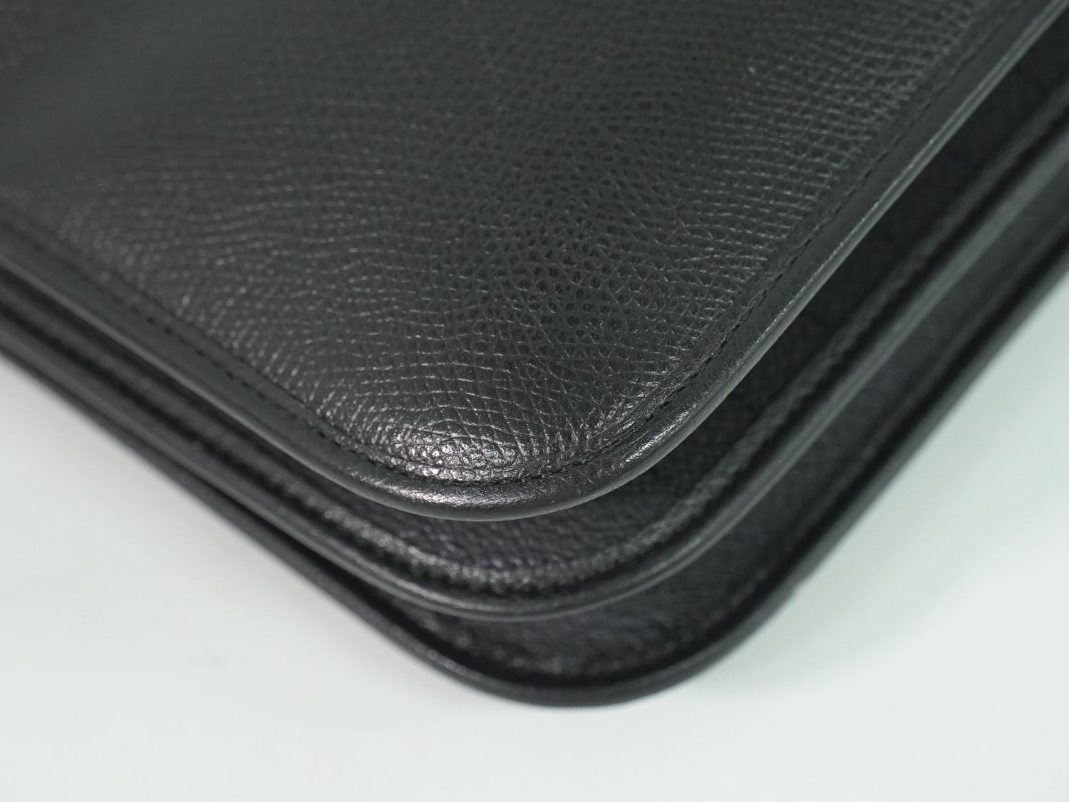 Dior Leather Shoulder Bag Pochette Black — view 7