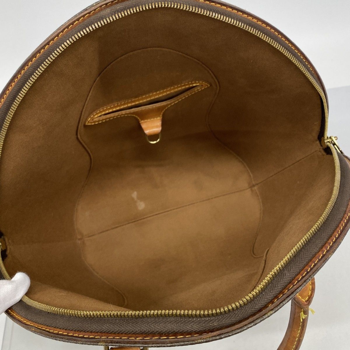 Louis Vuitton Handbag Monogram Ellipse MM Brown — view 4