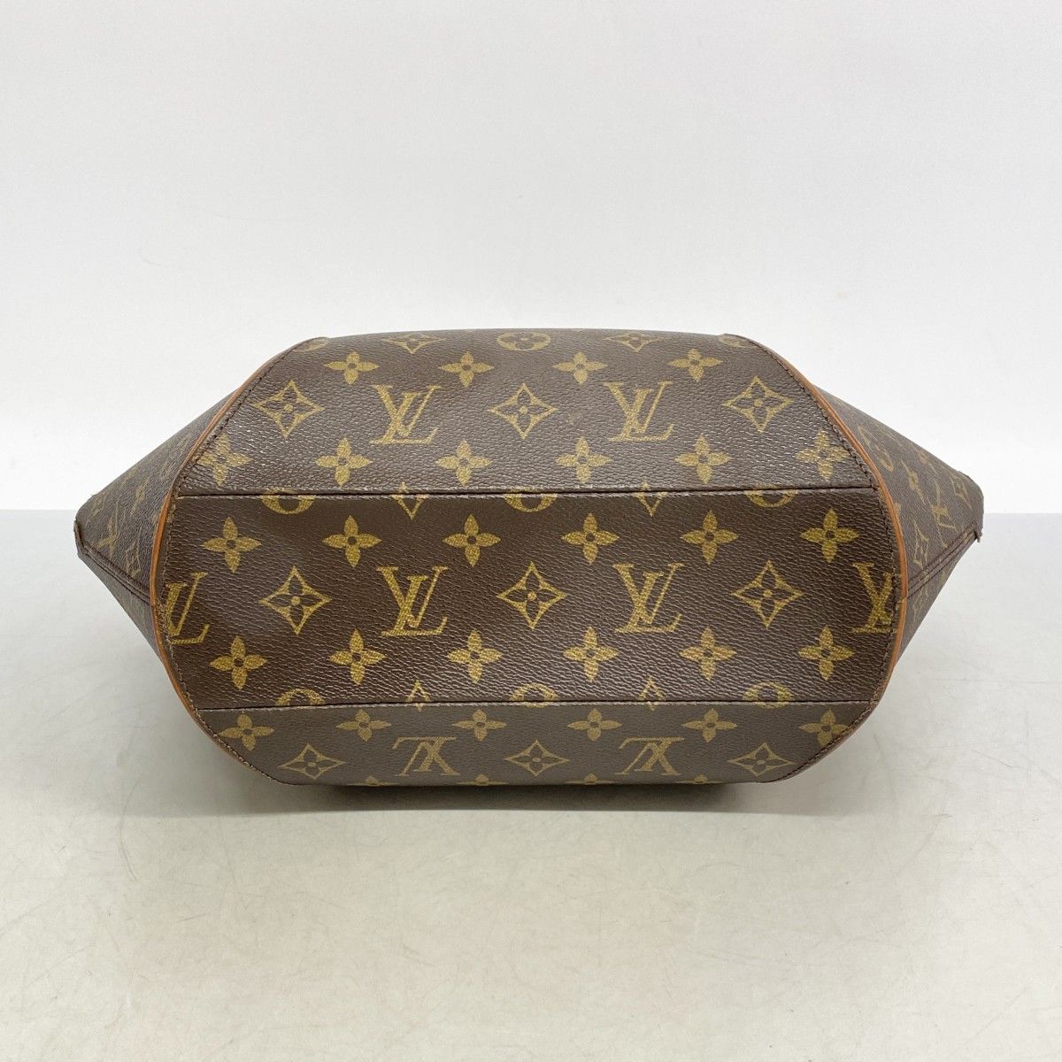 Louis Vuitton Handbag Monogram Ellipse MM Brown — view 3