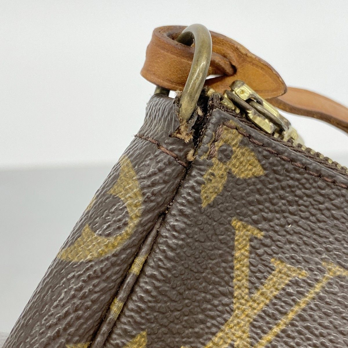 Louis Vuitton Pouch Monogram Pochette Brown — view 7