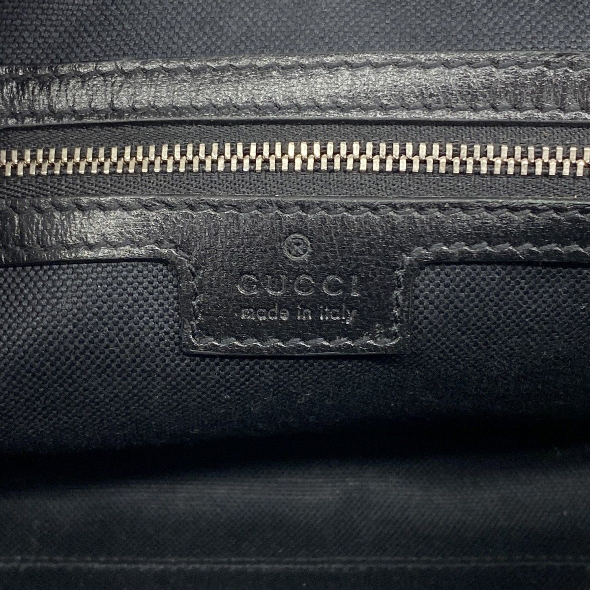 Gucci Shoulder Bag GG Supreme Black Gray Silver — view 5