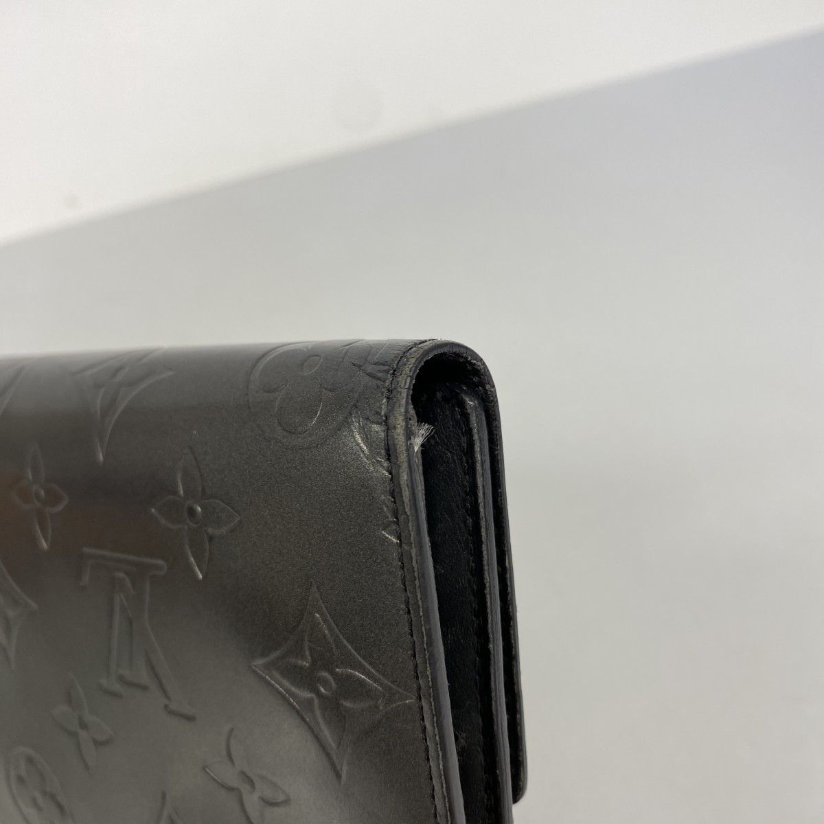 Louis Vuitton Trifold Wallet Monogram Matte Porte Tresor International Noir — view 6