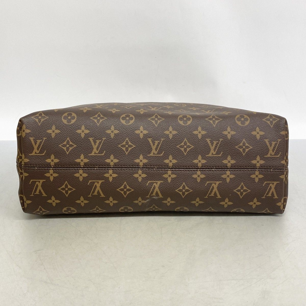 Louis Vuitton Shoulder Bag Monogram Gray Souffle MM Pivoine — view 3