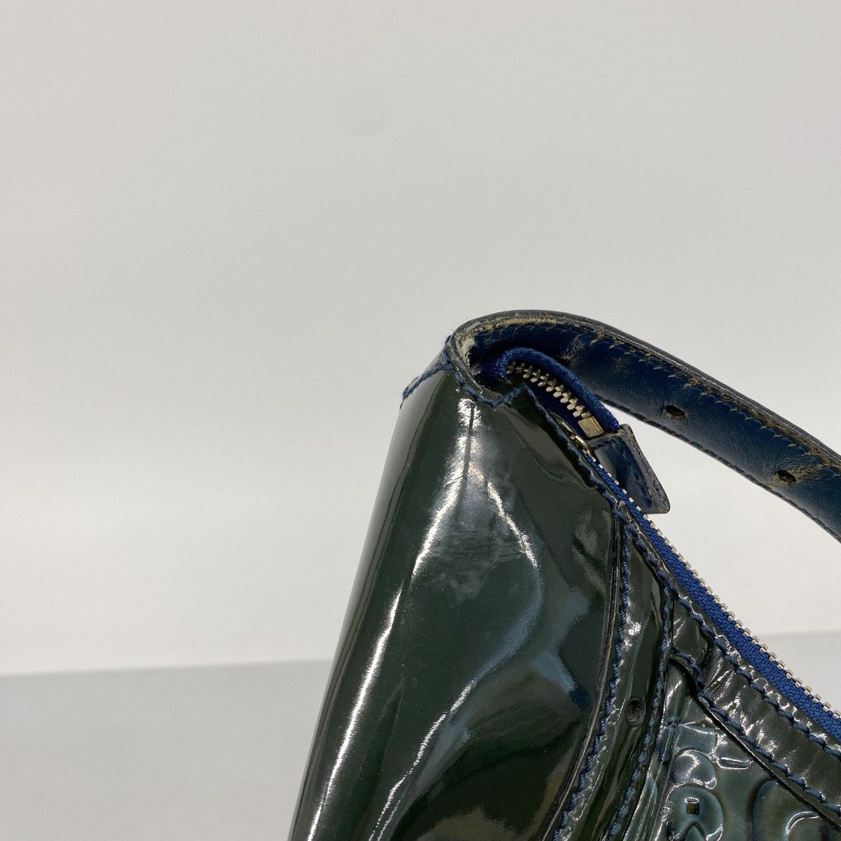 Gucci Shoulder Bag Horsebit Enamel Green Chien Pants Gold — view 8