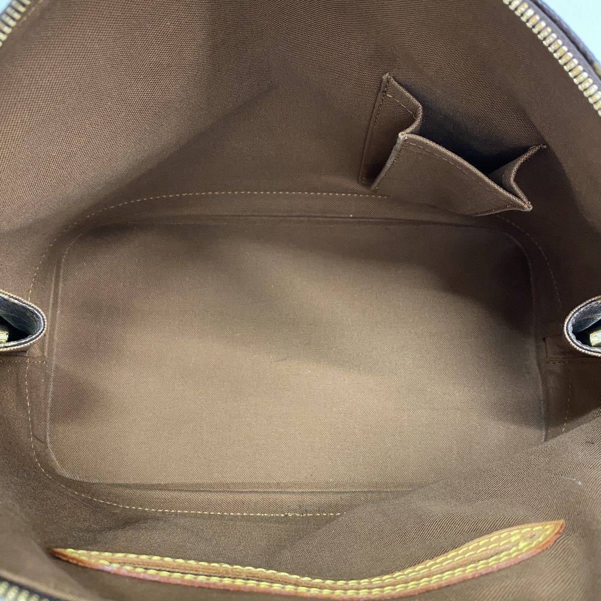 Louis Vuitton Handbag Monogram Alma Brown — view 4