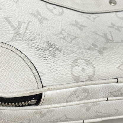 Louis Vuitton Shoulder Bag Taigarama Alpha Messenger Optic White — view 6