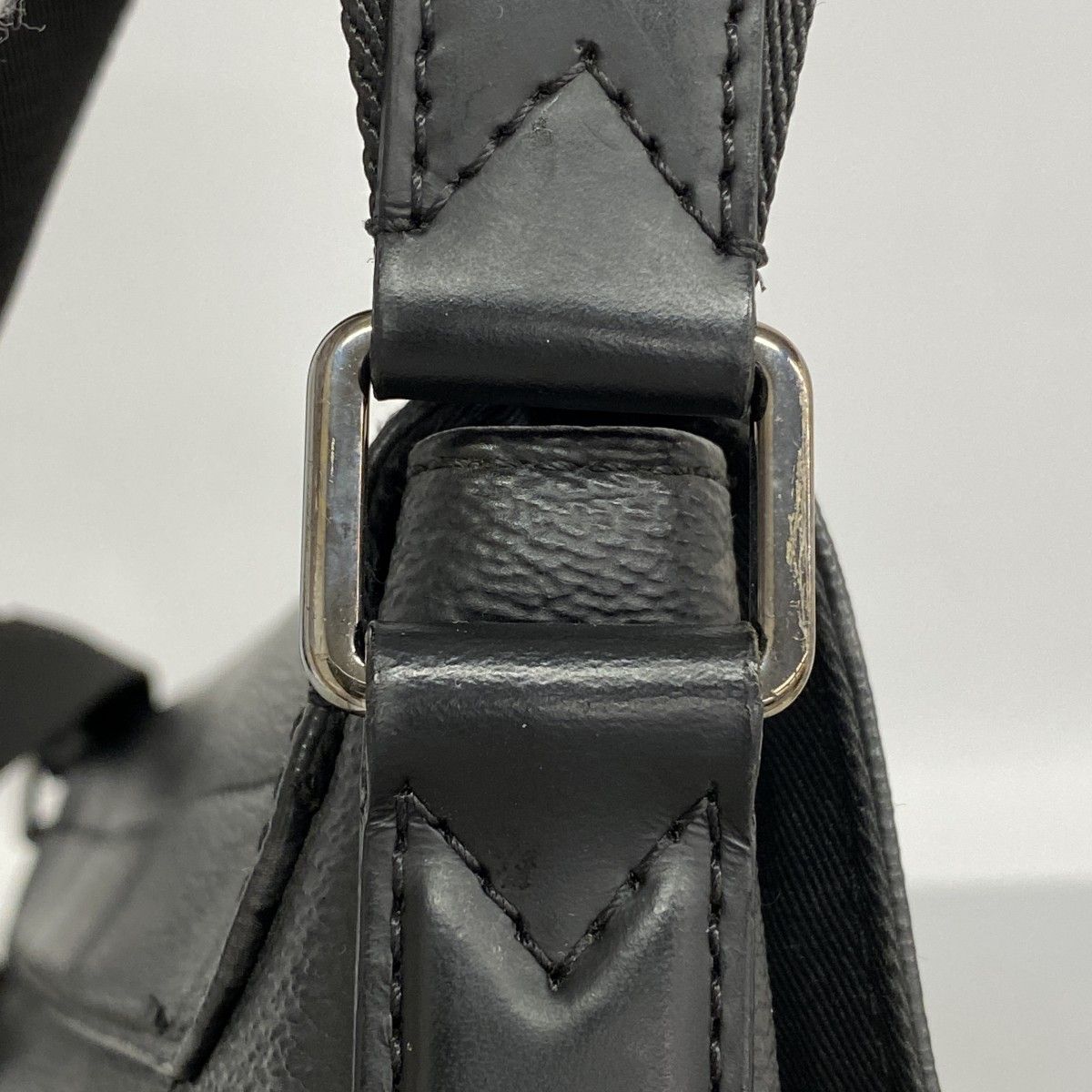 Louis Vuitton Shoulder Bag Monogram Eclipse Messenger Explorer PM Black — view 8