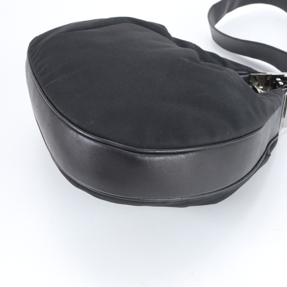 Gucci 001 Leather Nylon Shoulder Bag Hand Black Rbm — view 5