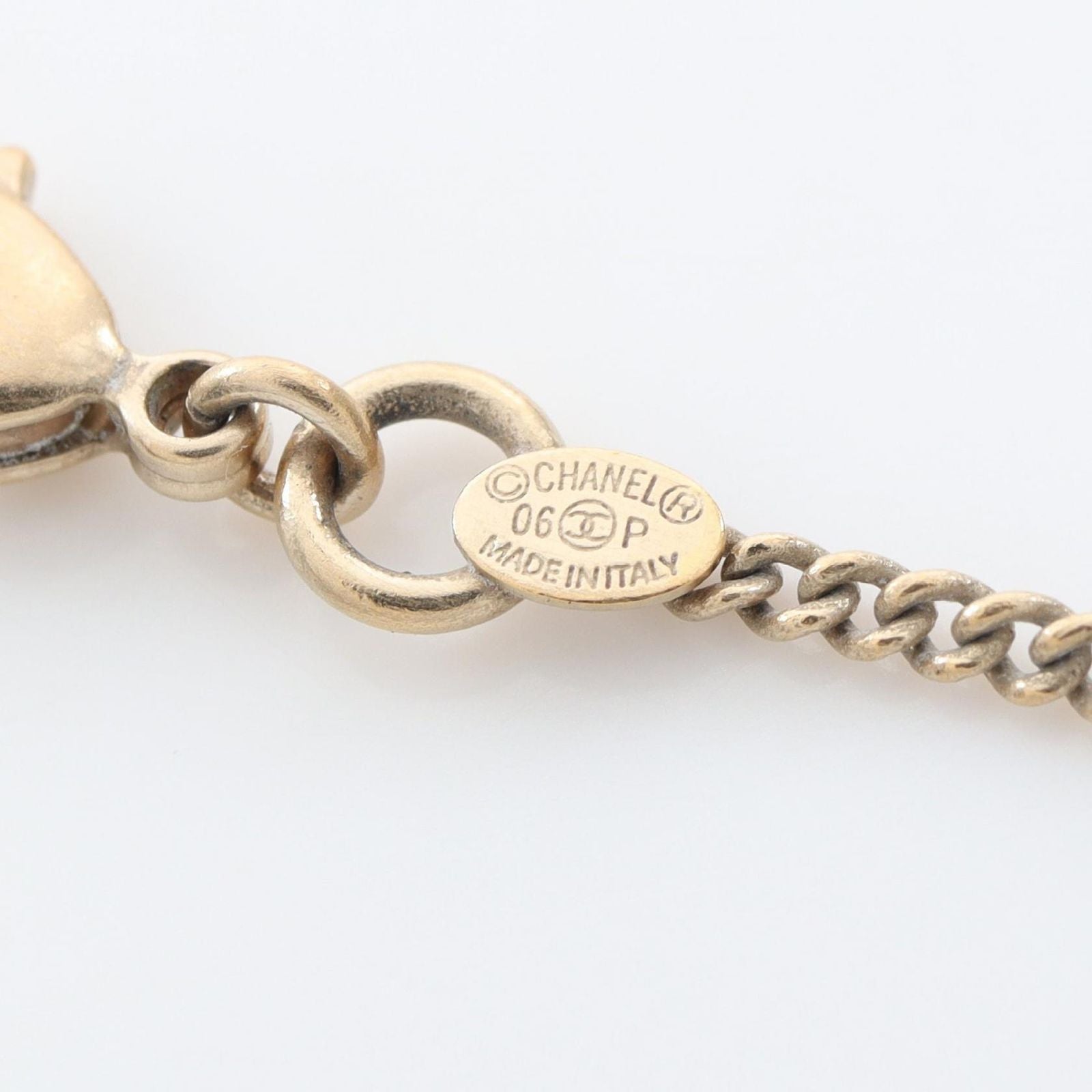 Chanel Necklace Camellia CC Logo Circle Pink — view 5