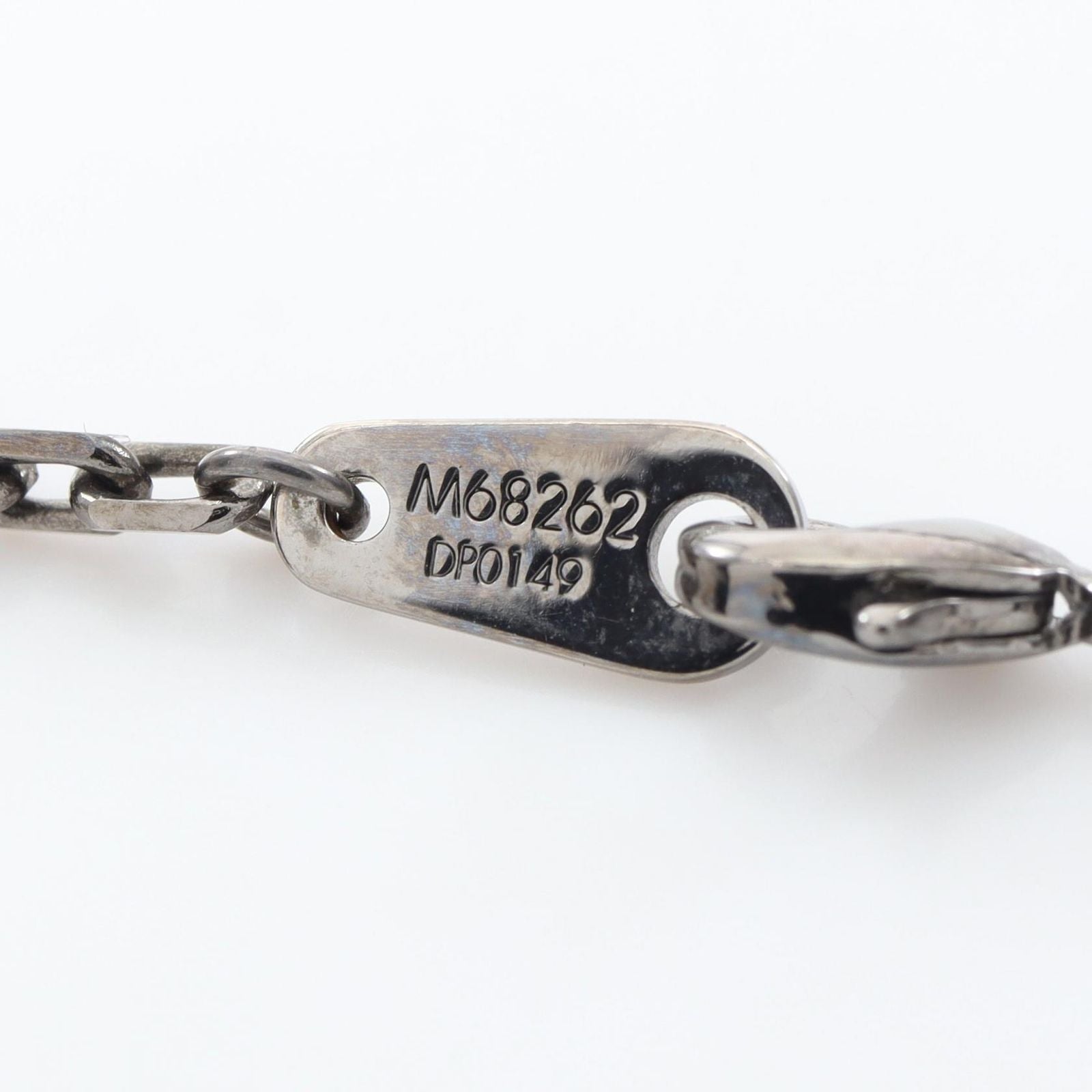 Louis Vuitton Necklace Collier Arc LV Initial City Stainless Steel — view 5
