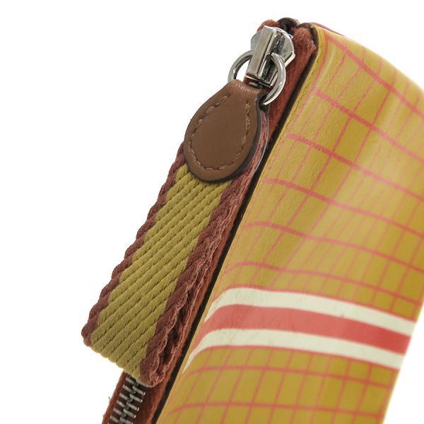 Hermes Carre Pocket Handbag — view 6