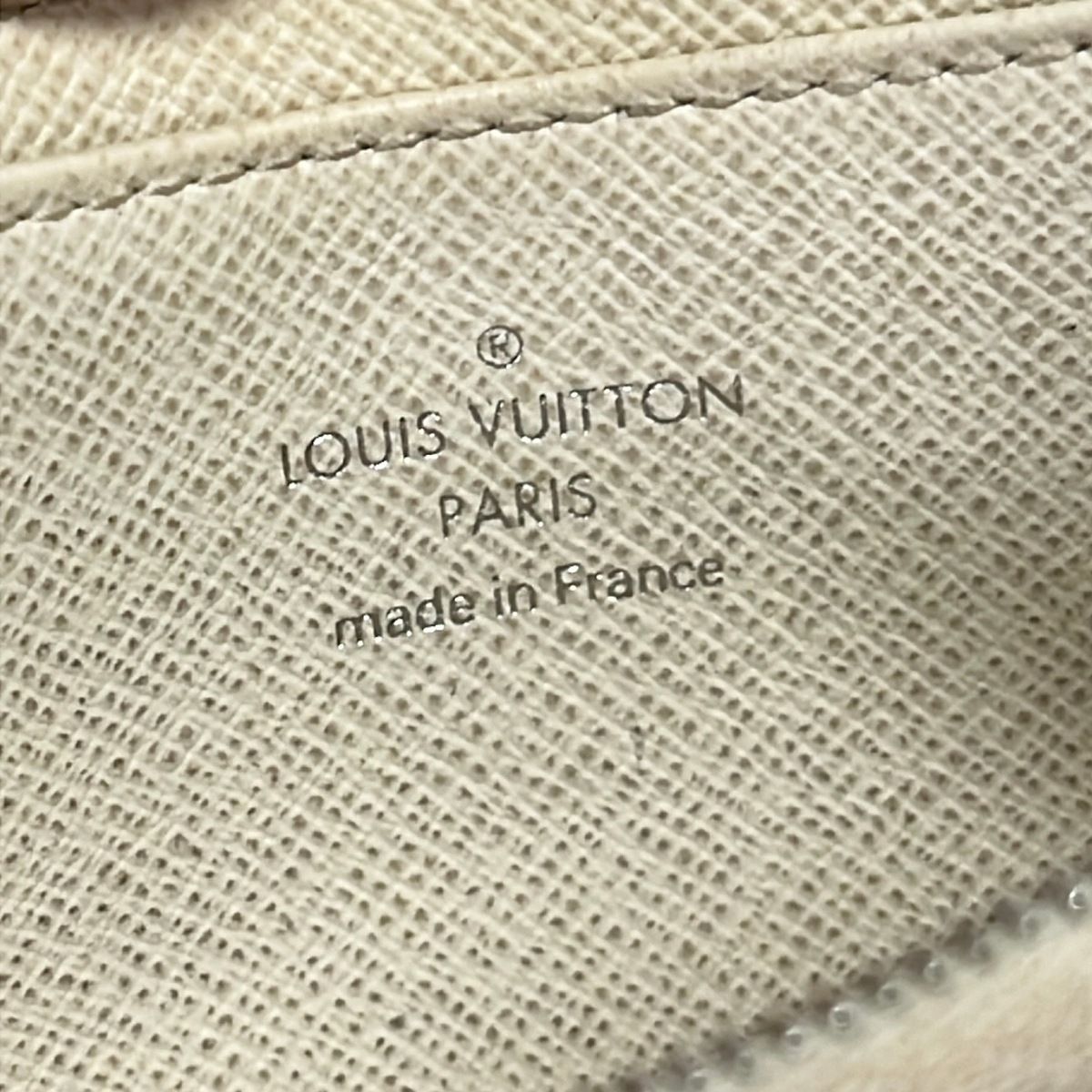 Louis Vuitton Coin Case Epi Zippy Purse Yvoir Leather — view 4