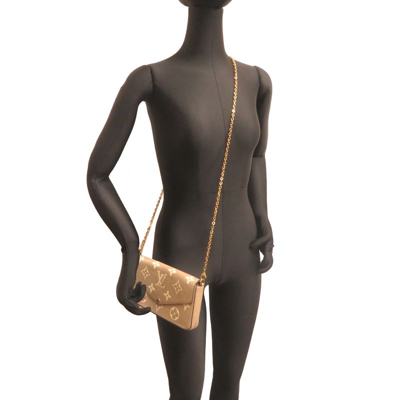 Louis Vuitton Shoulder Bag — view 7