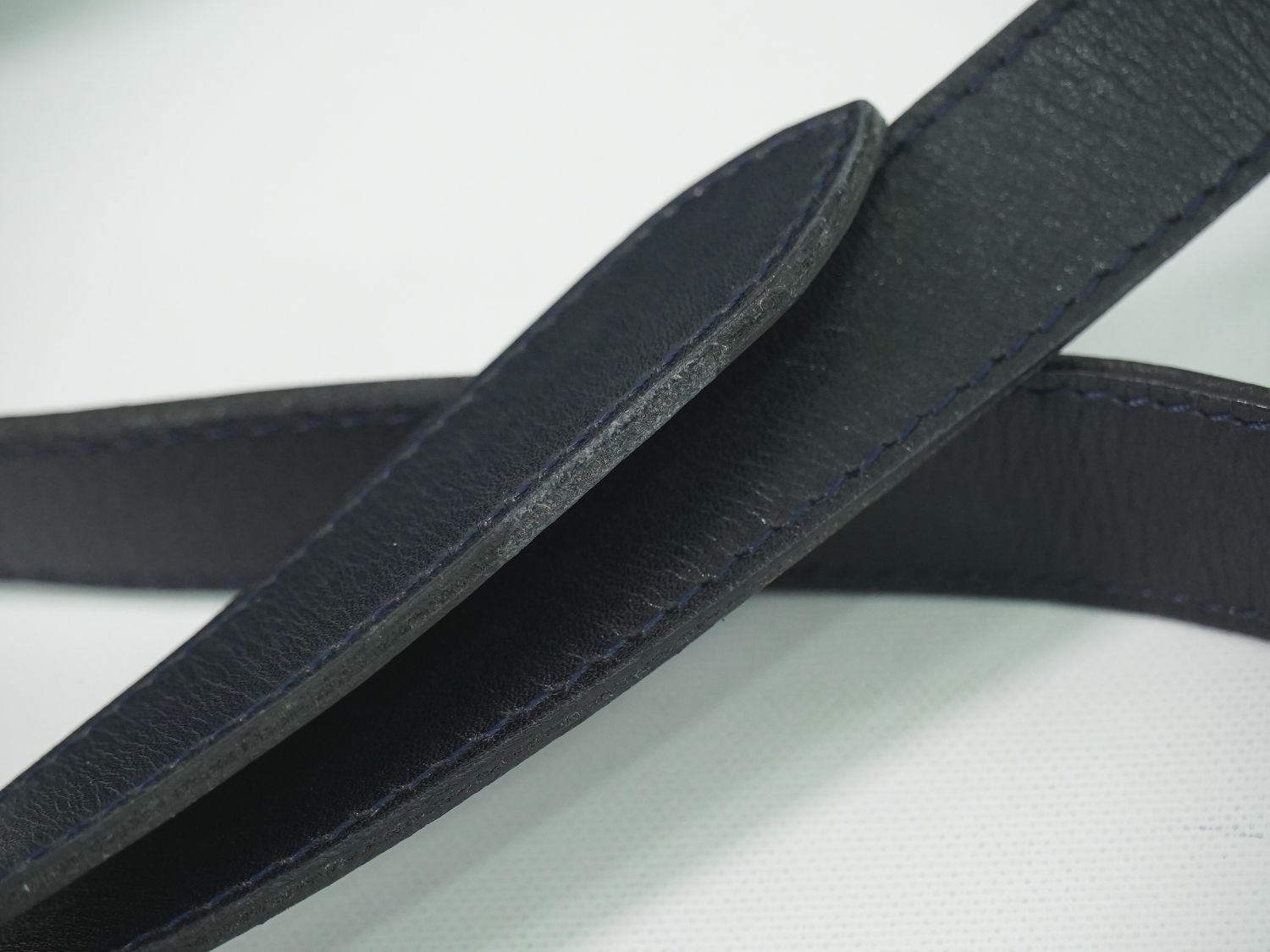 Dior Leather Shoulder Bag Pochette Navy — view 5