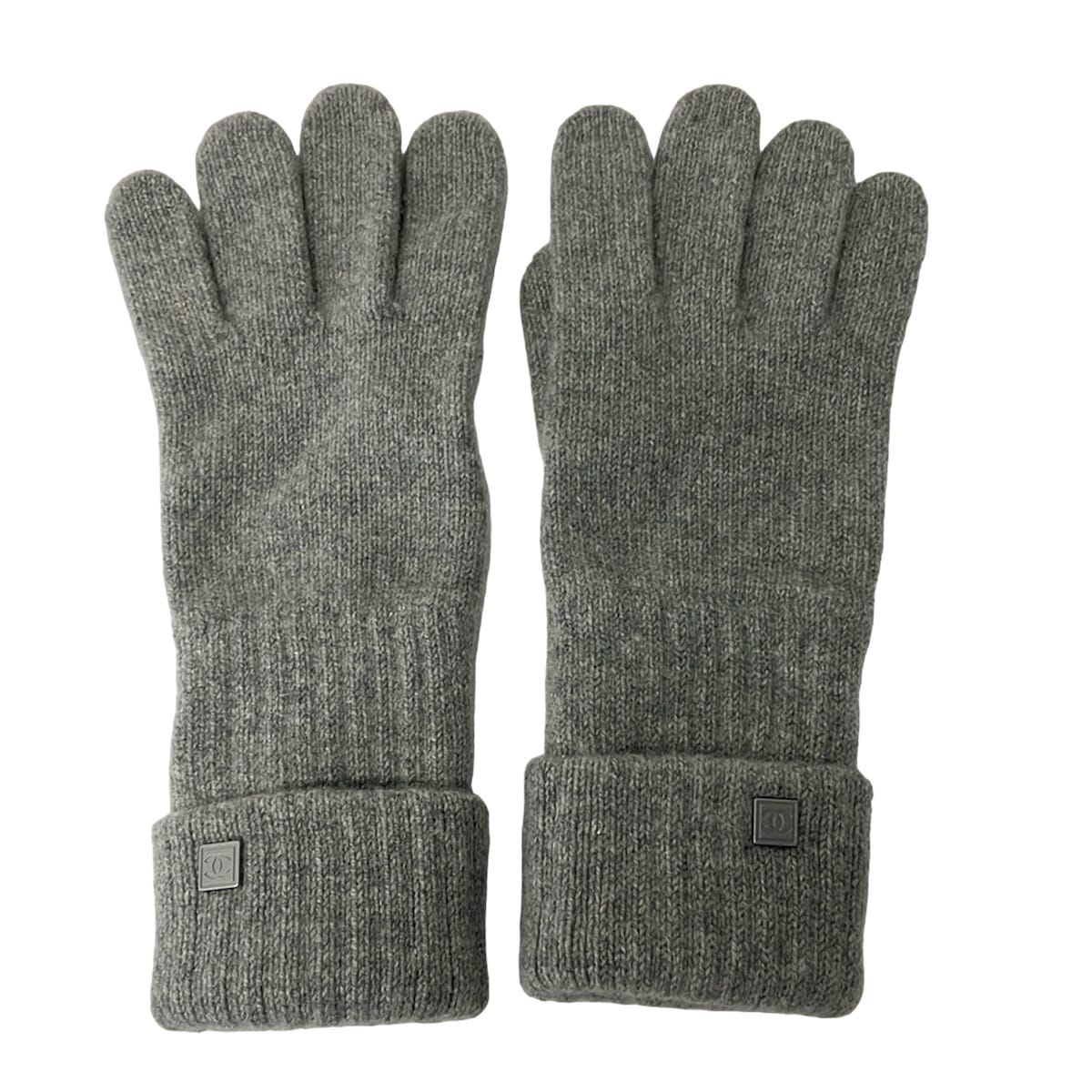 Chanel Gloves Sports Line Light Gray Cashmere — view 2