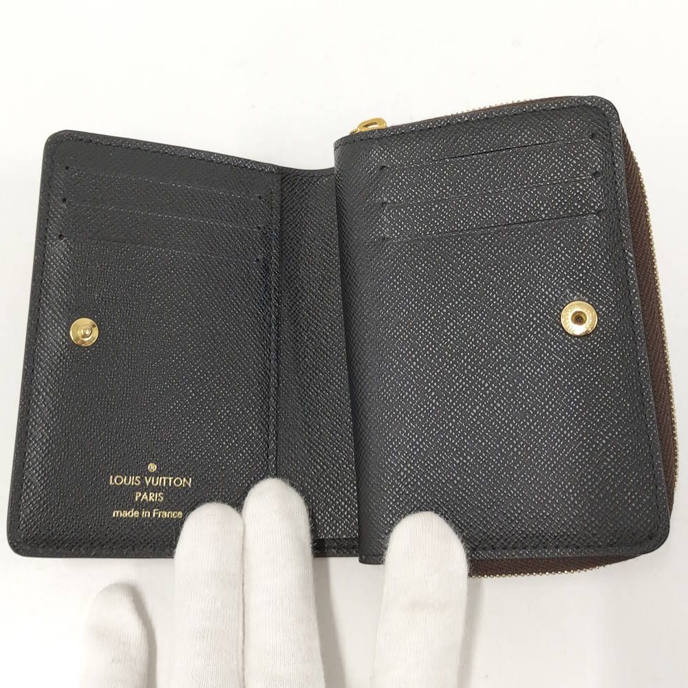 Louis Vuitton Portefeuille Bifold Wallet Monogram Giant — view 2