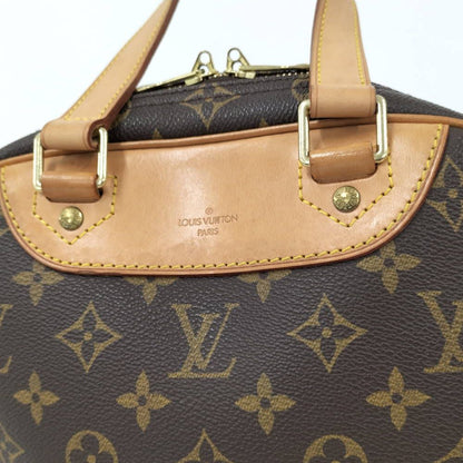 Louis Vuitton Excursion Handbag Monogram — view 7