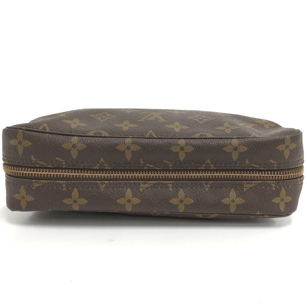 Louis Vuitton Trousse Toilet 23 Clutch Monogram — view 6