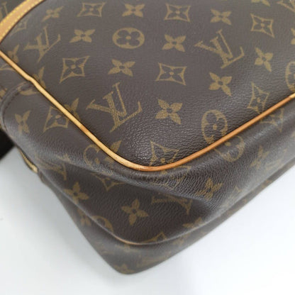 Louis Vuitton Reporter GM Shoulder Bag Monogram — view 3