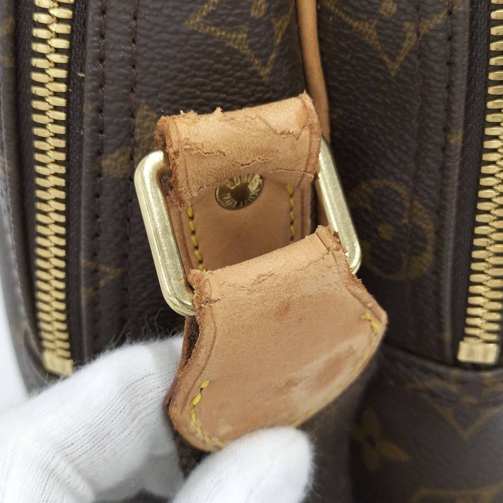Louis Vuitton Reporter GM Shoulder Bag Monogram — view 6