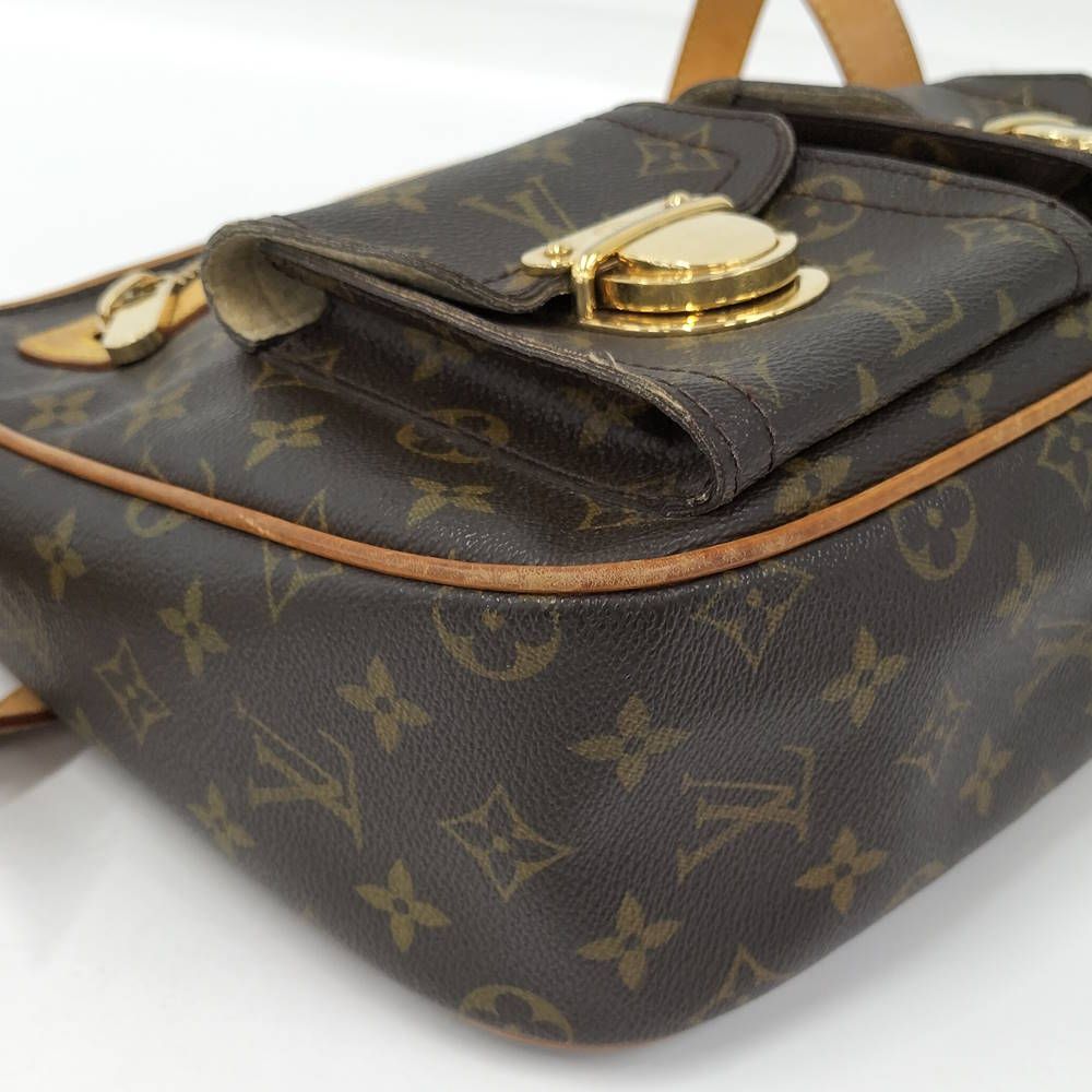 Louis Vuitton Hudson GM Handbag — view 4
