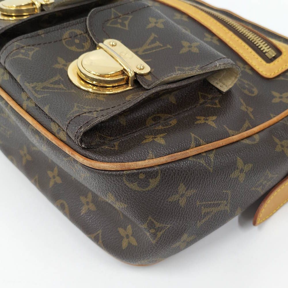 Louis Vuitton Hudson GM Handbag — view 3