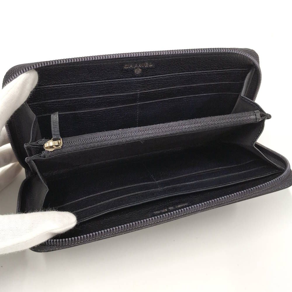 Chanel Zip Around Wallet CC Logo Leather Black — view 2
