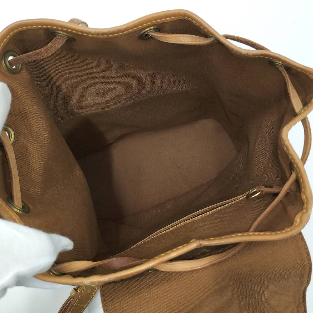 Louis Vuitton Montsouris MM Backpack Monogram — view 9