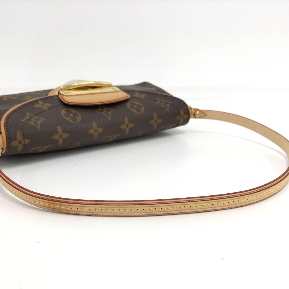 Louis Vuitton Pochette Beverly Shoulder Bag Monogram — view 4