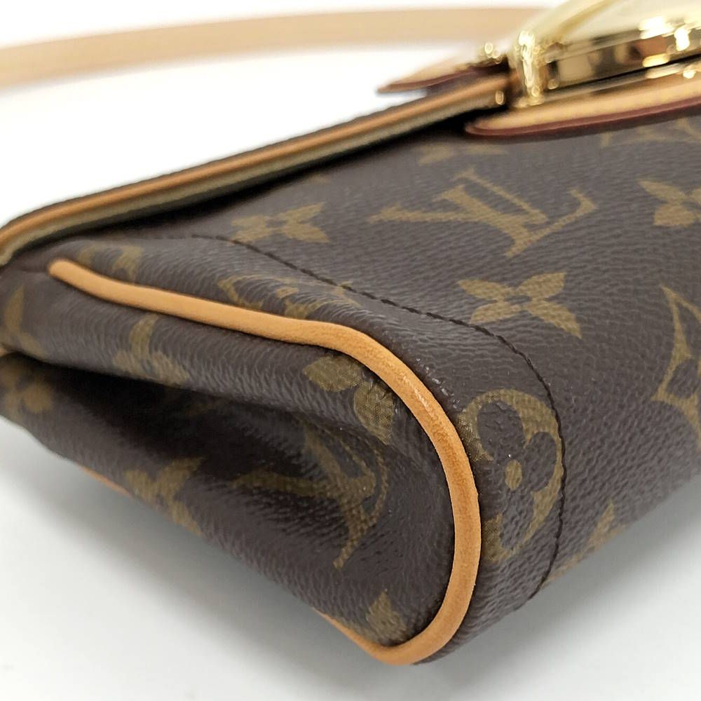 Louis Vuitton Pochette Beverly Shoulder Bag Monogram — view 3