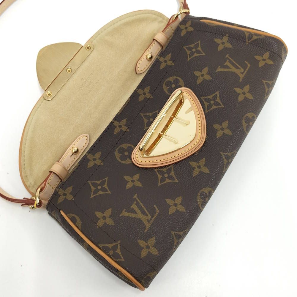 Louis Vuitton Pochette Beverly Shoulder Bag Monogram — view 9