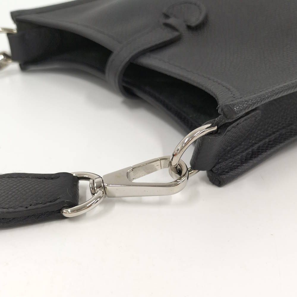 Hermes Evelyne TPM Amazon 16 Shoulder Bag Taurillon Clemence Black — view 5